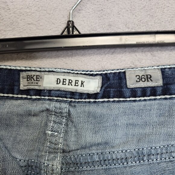 BKE Jeans Mens 36R 36x31 Derek Bootcut Stretch Denim Whiskered Western Casual - Picture 11 of 12